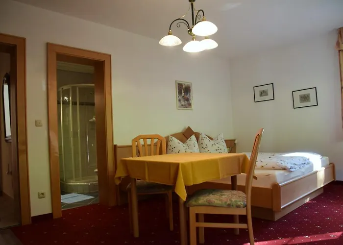 Steglacher Hof مايرهوفن