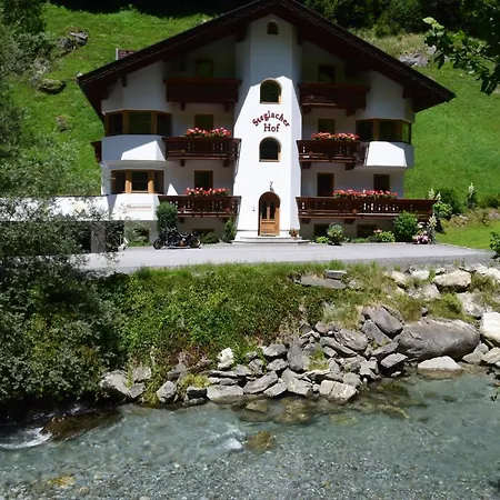 Steglacher Hof Apartment Mayrhofen